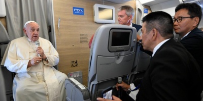 El Papa Francisco admite "limitaciones" f�sicas para viajar: "A Vietnam, si no voy yo, seguro que ir� Juan XXIV"