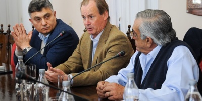 Gobierno considera obras de dragado y navegabilidad del R�o Uruguay a una profundidad de 34 pies, como prioridad 