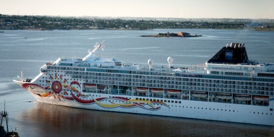 Cruceros de mediano porte llegar�n a Colonia