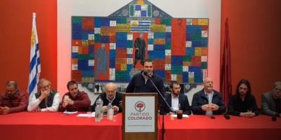 Dirigente colorado propone plan de participaci�n voluntaria para alojar familias con ni�os en casas deshabitadas