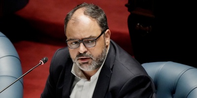 El senador Charles Carrera afirm� que aumentar las penas no resuelve los problemas de seguridad