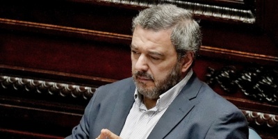 El senador del Frente Amplio, Mario Bergara, reafirm� su postura contraria al plebiscito que propone el PIT-CNT para modificar la ley de seguridad social