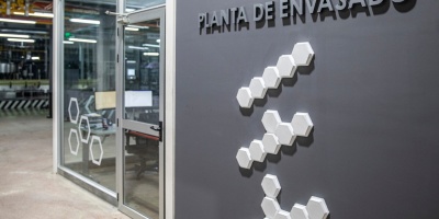 La intendente de San Jos�, Ana Mar�a Bentaberri, destac� la importancia de generar alianzas estrat�gicas con empresas privadas