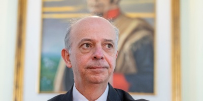 El ministro de Defensa asegur� que los archivos de la dictadura no contienen declaraciones arrancadas mediante tortura a los ex presos pol�ticos