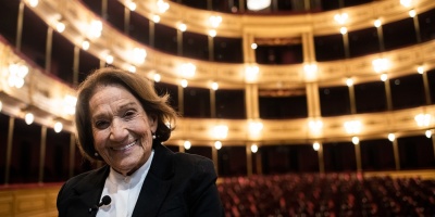 "Referente indiscutida" y "comprometida con la cultura"