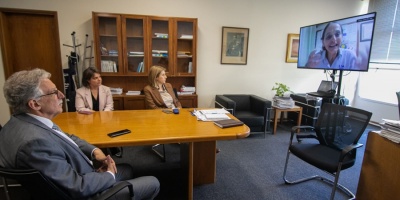 Analizan incluir temas de tenencia responsable animal en curr�cula de UTU