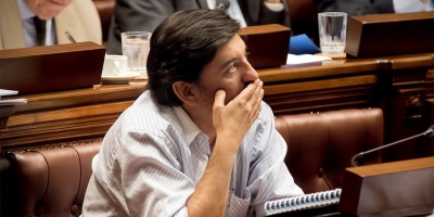 El diputado frenteamplista Enzo Mal�n resalt� la importancia de legislar sobre el uso de plaguicidas