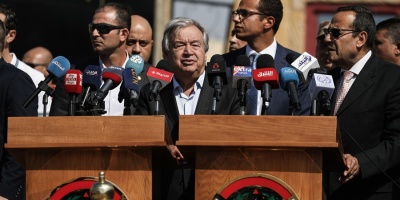 Guterres exige desde el paso de Raf� que los camiones con ayuda "avancen urgentemente" hacia Gaza