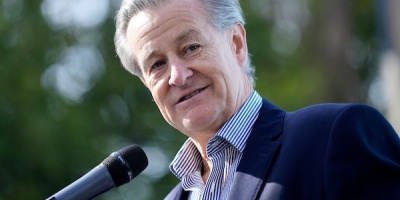 Renovaci�n y Cambio oficializ� su apoyo a la precandidatura de Gurm�ndez