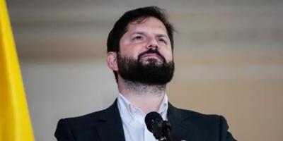 Parte de la coalici�n de Boric aboga por votar en contra en el refer�ndum constitucional de Chile