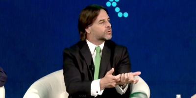 Primeras declaraciones de Lacalle Pou tras renuncia de Bustillo: "En Uruguay sabemos todos que las instituciones se respetan".