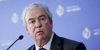 Heber present� su renuncia por la crisis pol�tica y defendi� su gesti�n en la cartera