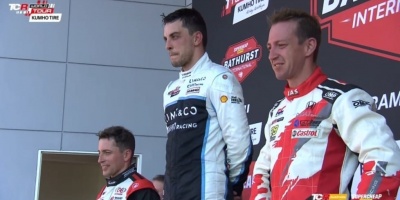 Santiago Urrutia triunfa en el aut�dromo Bathurst, en Australia