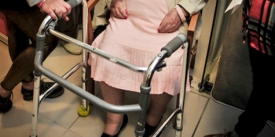 Preocupa situaci�n de residenciales de adultos mayores en San Jos�