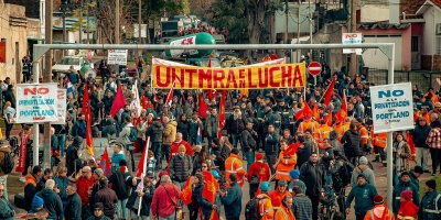 Metal�rgicos logran hist�rica reducci�n de la jornada laboral de 48 a 46 hs