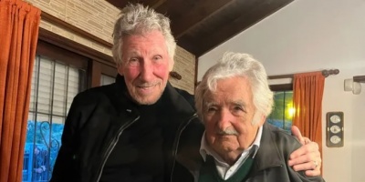 Mujica y Waters se encontraron en un abrazo en Maldonado