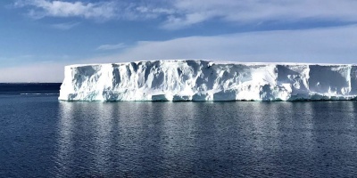 Reducen a 5-9 centmetros la subida del mar para 2100 por la Antrtida