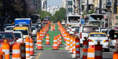 Siguen las obras de la ciclov�a en 18 de Julio