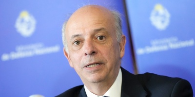 El ministro de Defensa destac� la labor de Prefectura Nacional que detuvo a un pesquero ilegal 