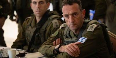 Atacado un buque israel� en aguas del mar Ar�bigo horas antes de la entrada en vigor de la tregua en Gaza