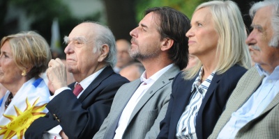 Lacalle Pou particip� de la conmemoraci�n por el 40.� aniversario del Acto del Obelisco