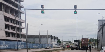Falleci un motociclista tras impactar contra un camin y ser atropellado por otro