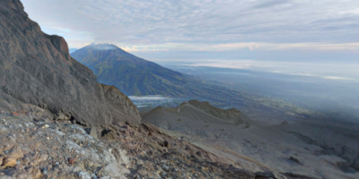 Ascienden a 22 los alpinistas muertos por la erupci�n del volc�n Merapi en Indonesia