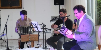 "Historias de Elefantes" fue presentado en Buenos Aires