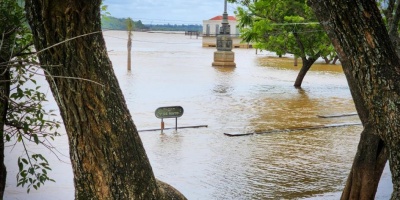 Baj� el nivel del r�o Uruguay pero hay 3.511 desplazados