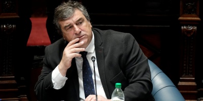 Ni los extrabajadores de la extinguida Casa de Galicia ni el Estado se benefician al no levantarse en la Asamblea General Legislativa, el veto parcial impusto por el Ejecutivo.
