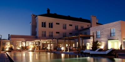 Hoteleros bajaron precios y afirman estar "acordes con la regi�n"