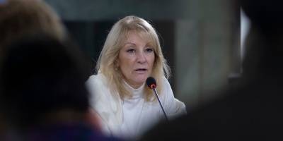 La intendenta de Montevideo asegur� que en la capital "hay tiros y toques de queda t�citos" en algunos barrios