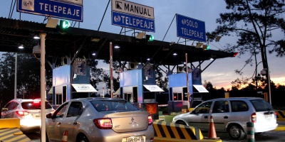 Picos de 3200 veh�culos por el peaje de Pando en la Ruta Interbalnearia, informaron desde Polic�a Caminera