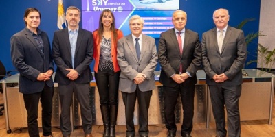 Lleg� el primer avi�n de Sky Airlines al pa�s, inaugurando as� la ruta Santiago - Montevideo - Salvador de Bah�a 