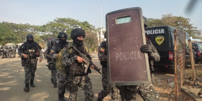 Un juez de Ecuador dictamina prisi�n preventiva por terrorismo para once detenidos por la toma del canal TC TV