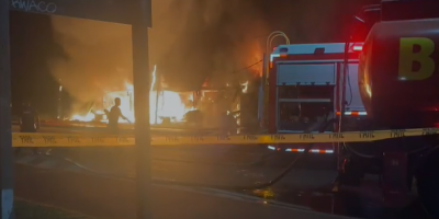 Un incendio consumi� totalmente un local comercial en Maldonado 