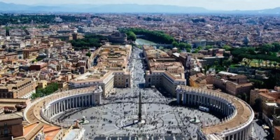 El Vaticano condena a dos aos y medio de crcel a un sacerdote por abuso sexual a un menor