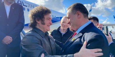 Milei reitera a su llegada a Israel su plan de trasladar a Jerusal�n la Embajada argentina