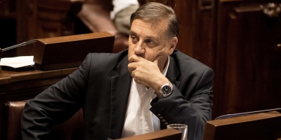 La bancada del Frente Amplio analiza pedir explicaciones, al Ministro de Transporte por 17 contrataciones a militantes nacionalistas