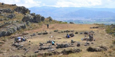 Una plaza megalítica circular de 4.750 años descubierta en Perú