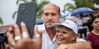 Lema: "como uruguayos nos hubiera que gustado que vinieran representantes de la oposici�n y la intendenta de Montevideo"