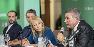 Se present� el nuevo servicio de Bus Tur�stico que contar� con veh�culos el�ctricos e incorpora circuitos y tarifas diferenciadas