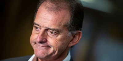 Manini R�os matiz� sus expresiones acerca de las instituciones que cree son antidemocr�ticas aunque agreg� que fueron desde sus convicciones