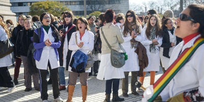 ADEMU dijo que si la sanci�n a maestras fue un error, �son errores graves�