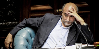 Mieres: molesto y preocupado por paros en la Ense�anza