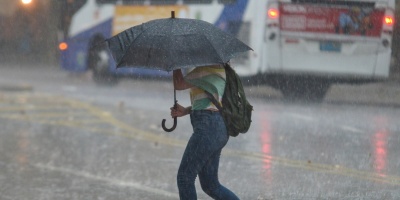 Tras cuestionamientos por el temporal que azot� R�o Negro y Soriano Inumet respondi� que hab�a un aviso a la poblaci�n