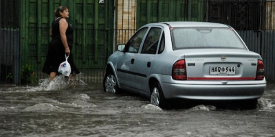 Aseguran que las inundaciones en Montevideo tienen una ra�z �hist�rica� de dif�cil soluci�n debido a que se proyectan �obras sin visi�n�