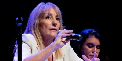 Cosse se comprometi� a impulsar el sistema de vivienda cooperativa