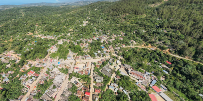 M�s de 50.000 personas huyen de Puerto Pr�ncipe en tres semanas por el aumento de la violencia