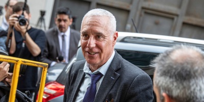 Se formaliz� la investigaci�n contra un hombre que mat� a su vecino tras una pelea entre sus mascotas